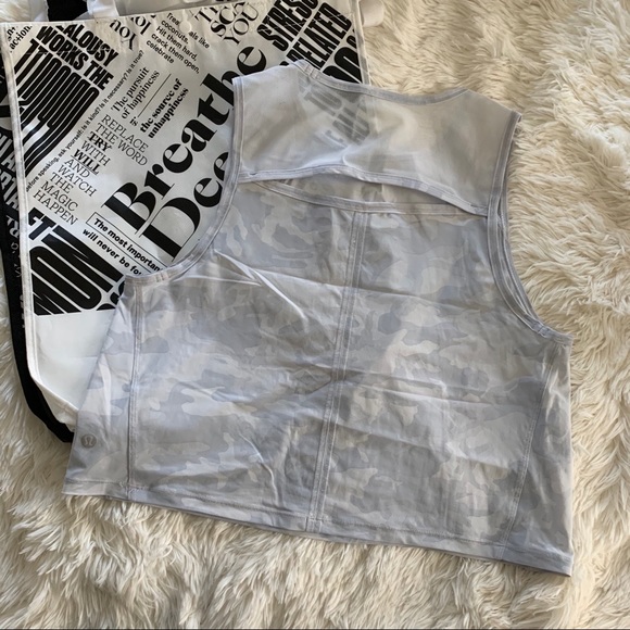 ❌SOLD❌Lululemon SCULPT TANK *CROPPED - Picture 3 of 4